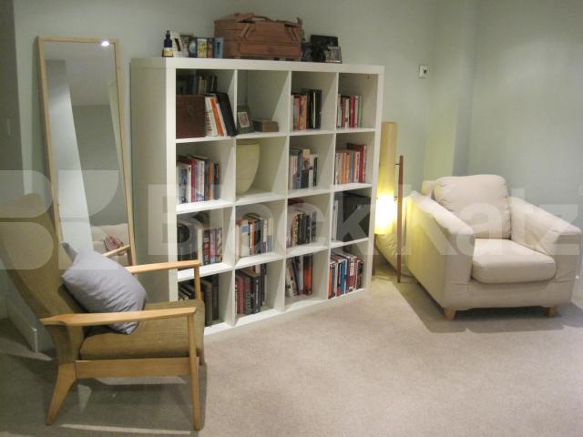 			NEW INSTRUCTION, 3 Bedroom, 1 bath, 1 reception Apartment			  Long Lane , London Bridge